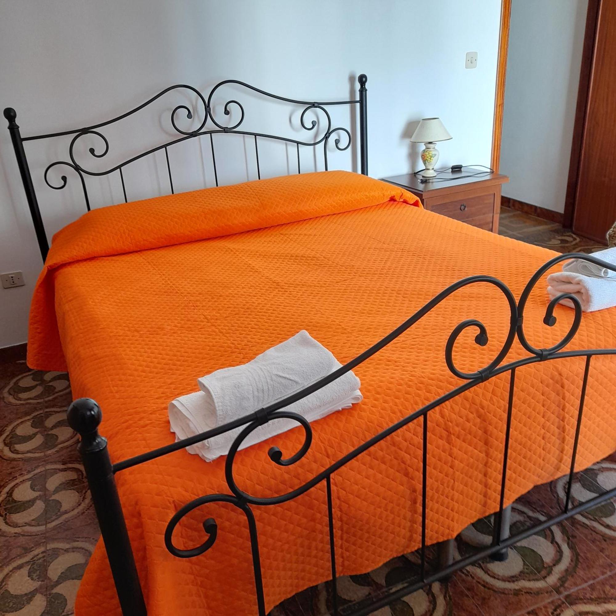 Hotel California Мілаццо Номер фото